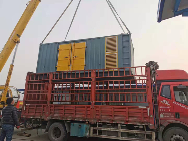 松原如何根据测量要求选择合适的电压表量程？