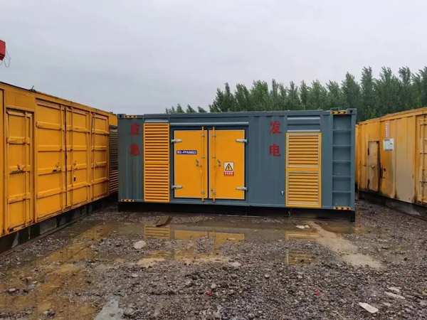 松原柴油发电机如何判断干式空气滤清器是否需要更换？