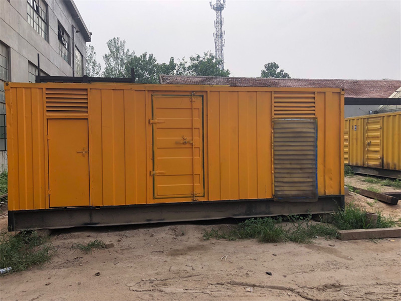 松原发电机出租进行负载测试时，电瓶电量不足的具体判断标准是什么？