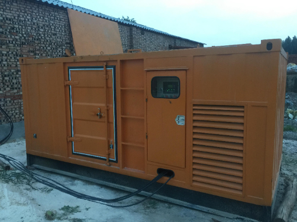 松原发电机组长期使用中，电缆线的敷设路径有哪些要求？